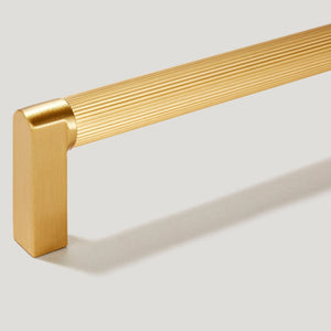 Becker Grooved D-Bar Cabinet Pull