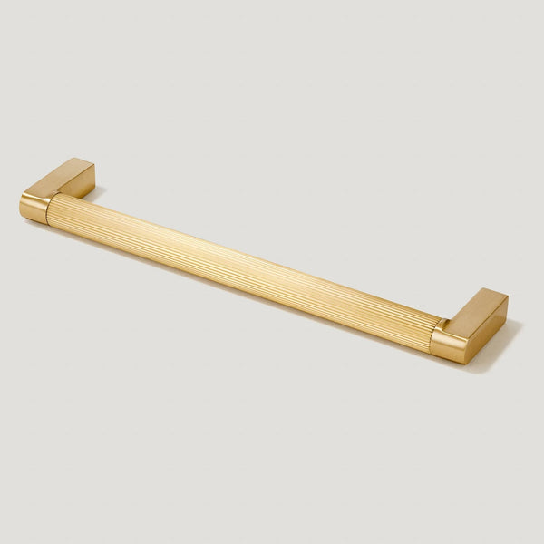 Becker Grooved D-Bar Cabinet Pull