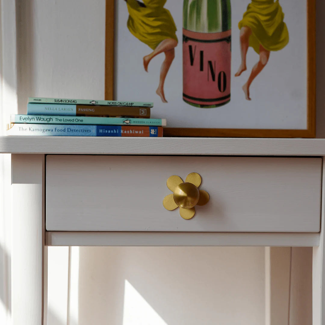 Bobbin Cabinet Knob and Flower Backplate