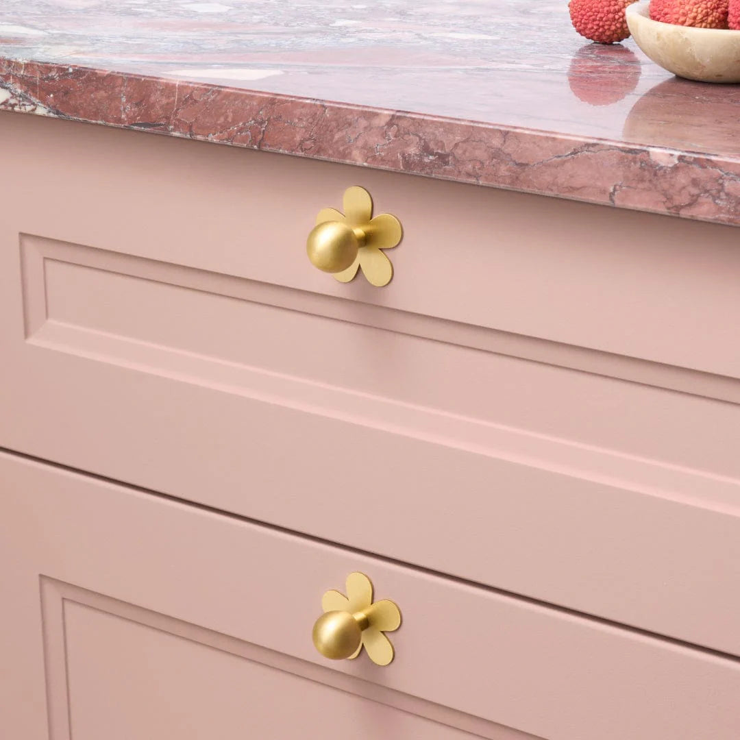 Bobbin Cabinet Knob and Flower Backplate
