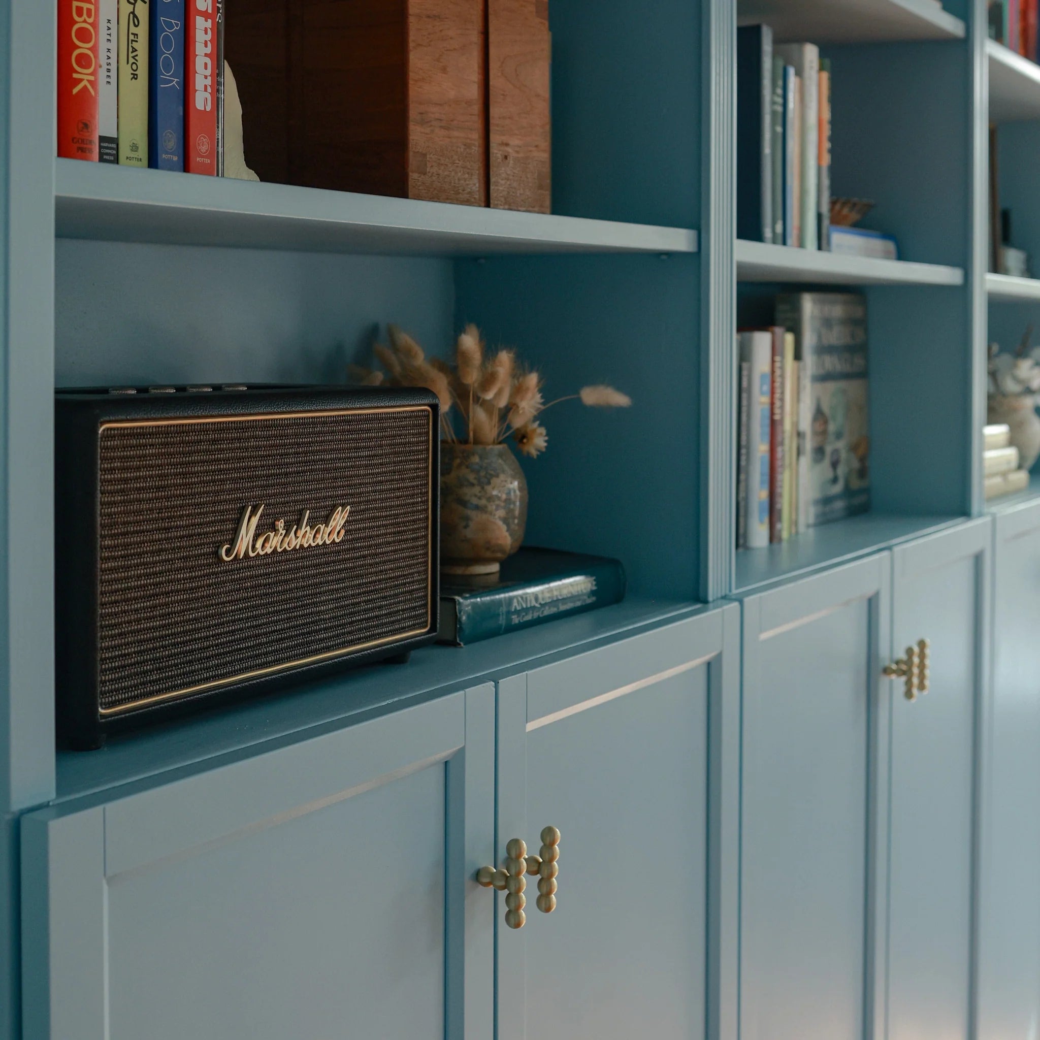 Bobbin T Cabinet Knob
