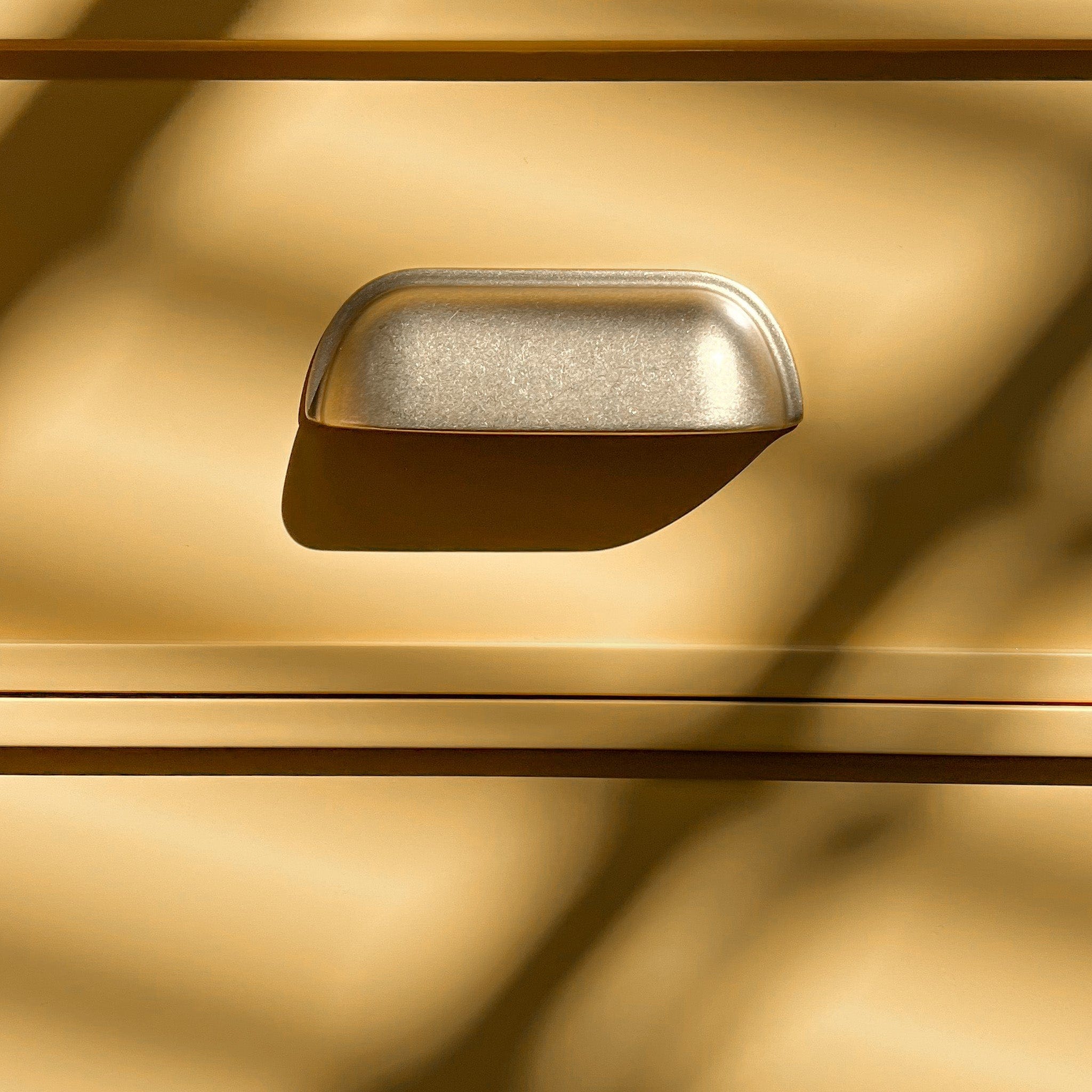 Albany Traditional Cup Cabinet Pull