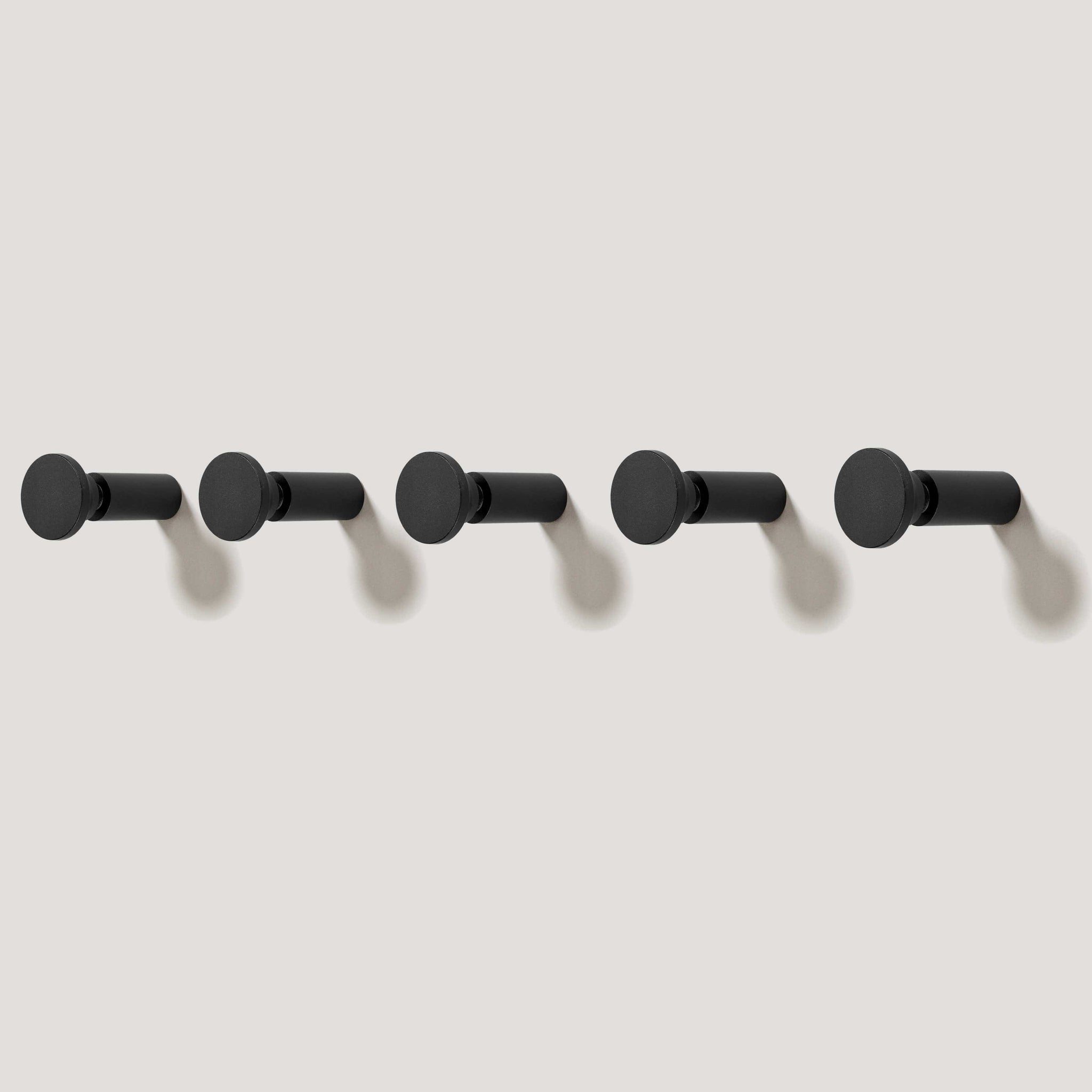 Pullman Circular Hook