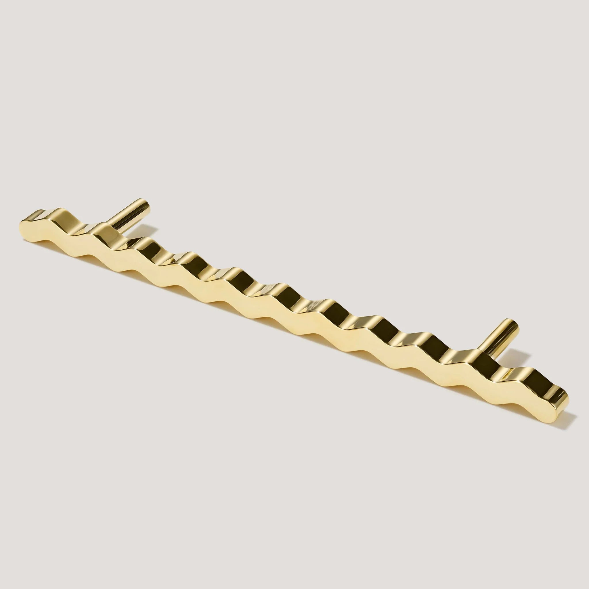 Squiggle T Cabinet Pull