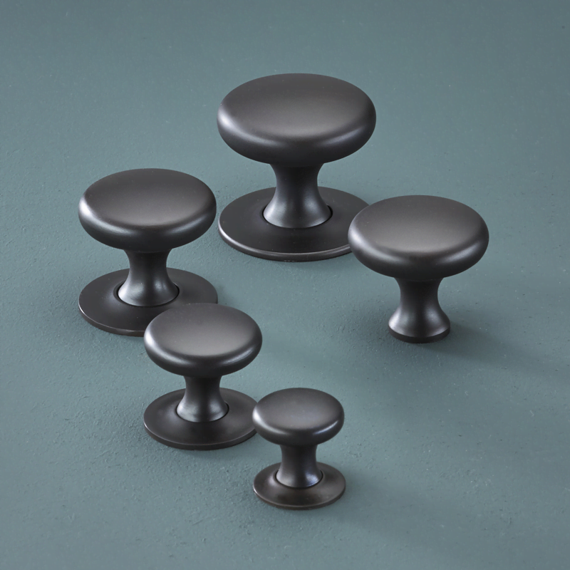 Cushion 0693 Cabinet Knob on Rose