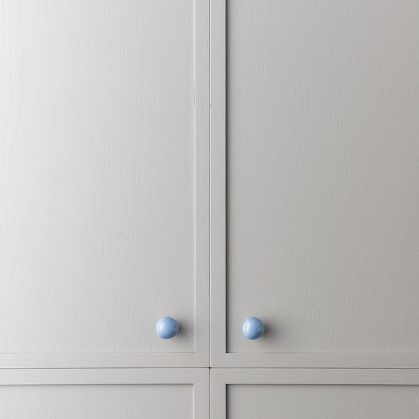 Colored Gloss Pebble Knob