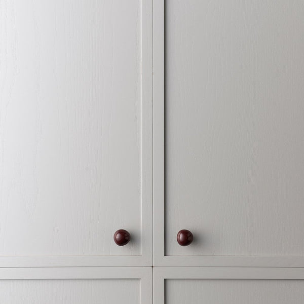 Colored Gloss Pebble Knob
