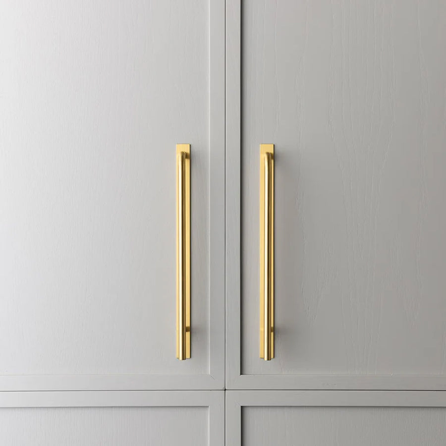 Brera Cabinet Pull and Backplate