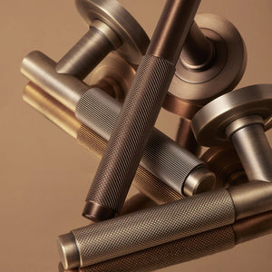 Kintore Knurled Door Lever