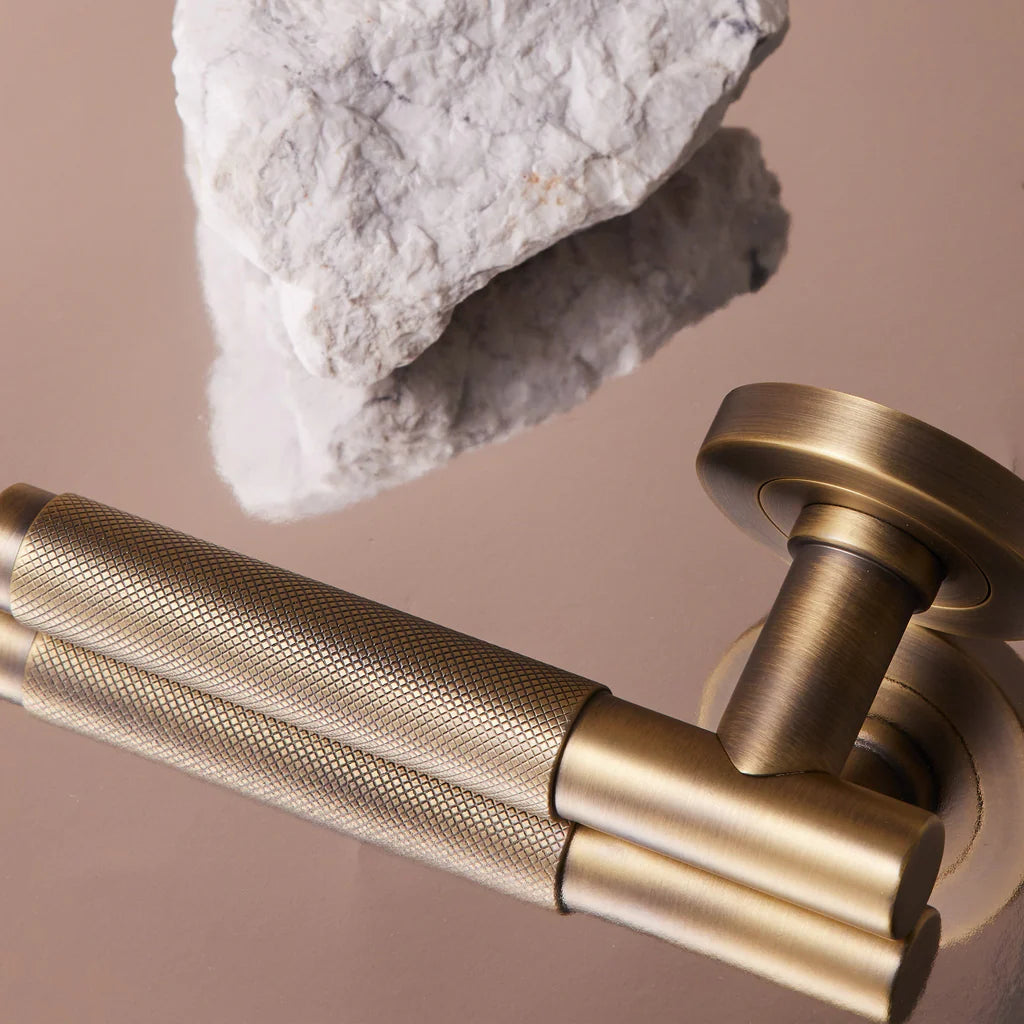 Kintore Knurled Door Lever