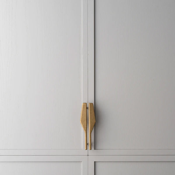 Outline Cabinet Pull