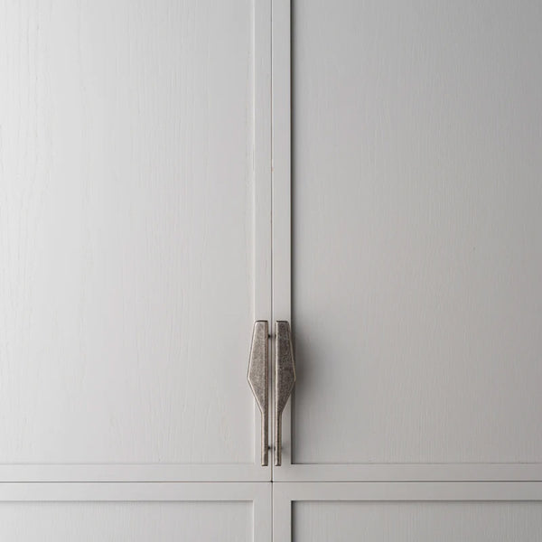 Outline Cabinet Pull