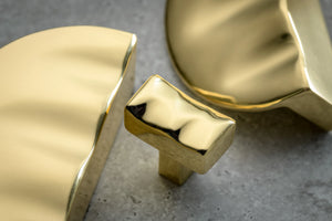 Darwin Waved Cabinet Knob, Solid Brass