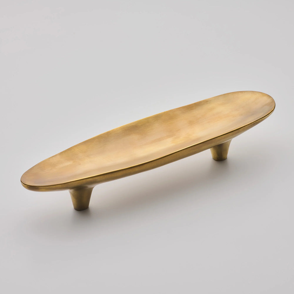 Darwin Oyster Large Cabinet Pull, Solid Brass