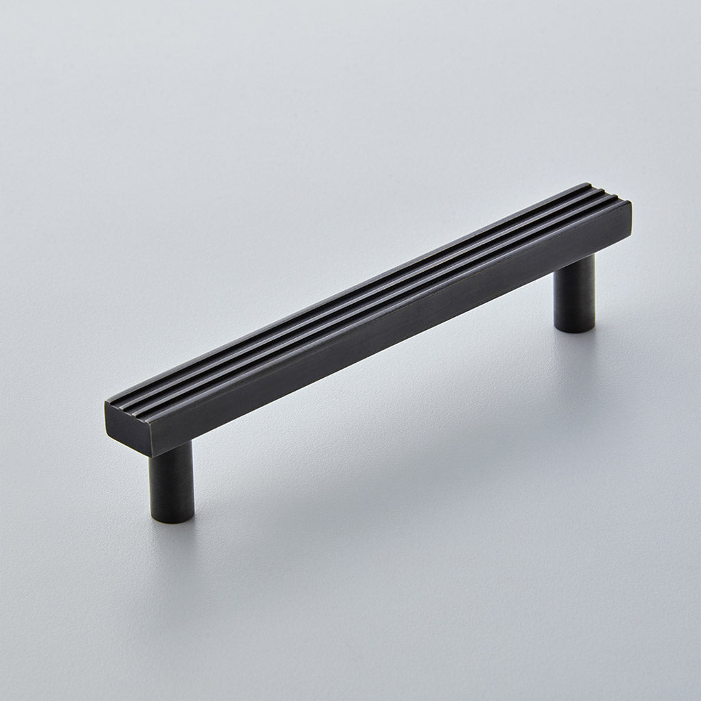 Icon Cabinet Pull