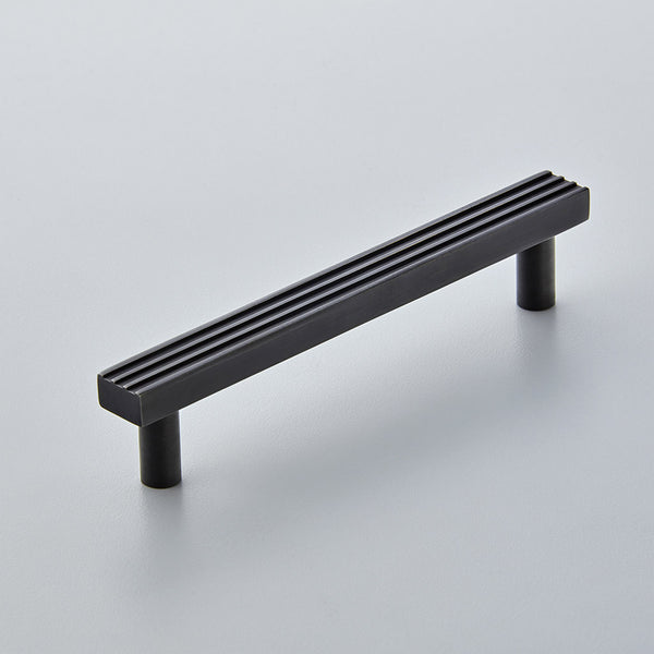 Icon Cabinet Pull