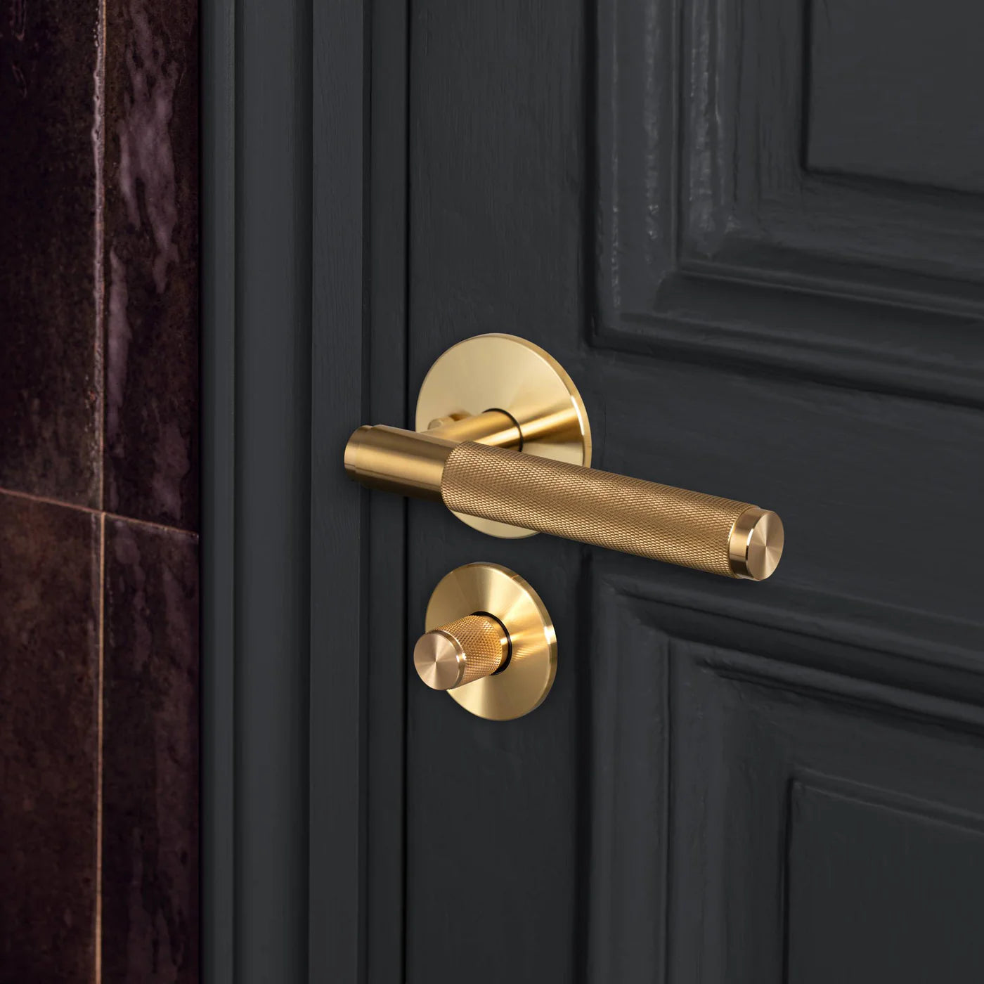 Cross Knurled Door Lever