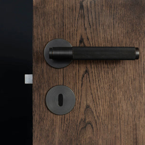 Cross Knurled Door Lever