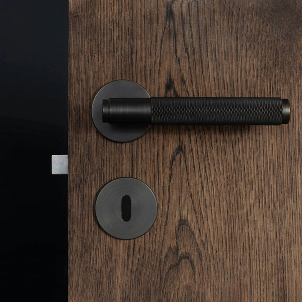 Cross Knurled Door Lever