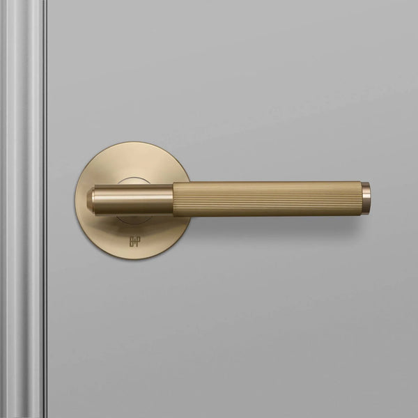 Linear Knurled Door Lever