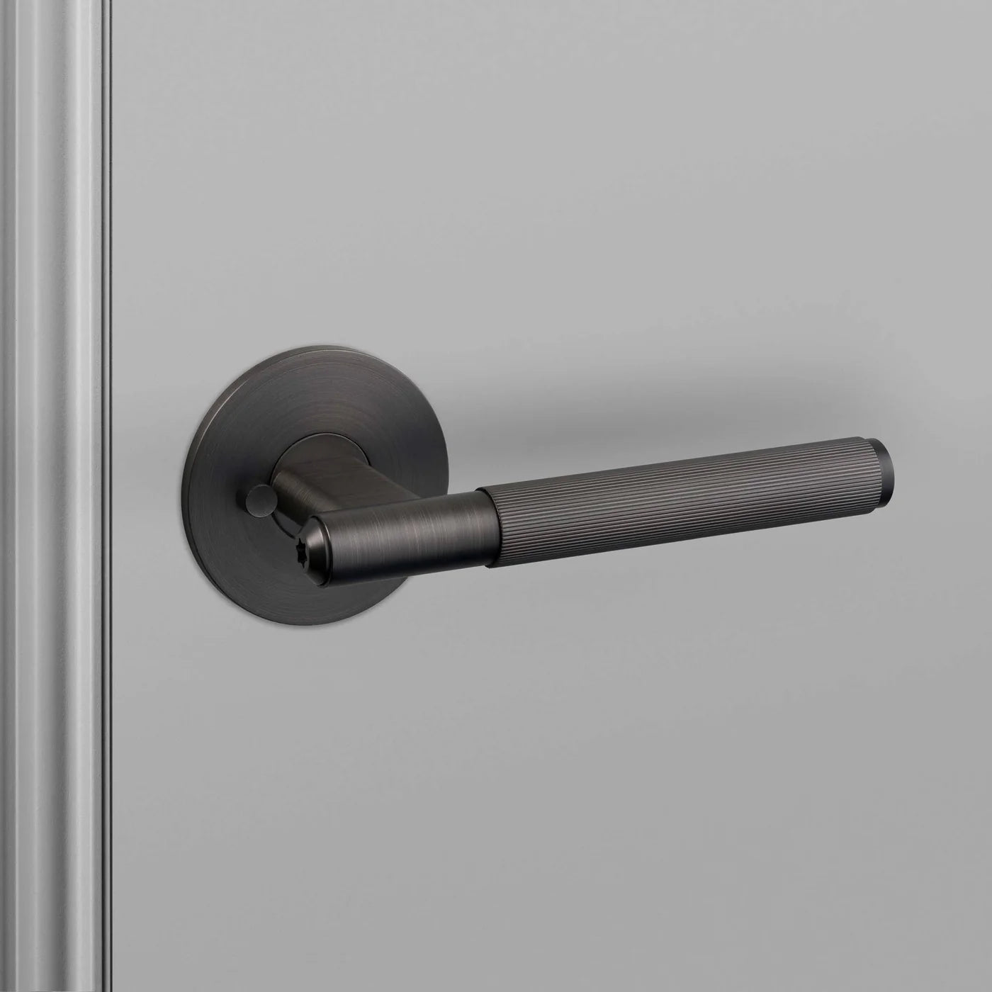 Linear Knurled Door Lever