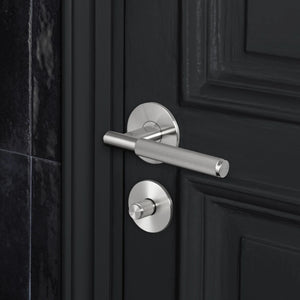 Linear Knurled Door Lever