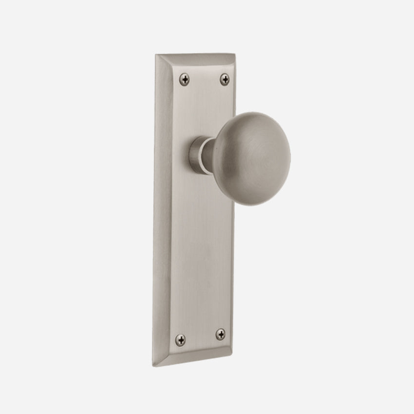 New York Long Plate Door Knob Set