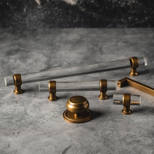 Glasgow Lucite Cabinet Pull