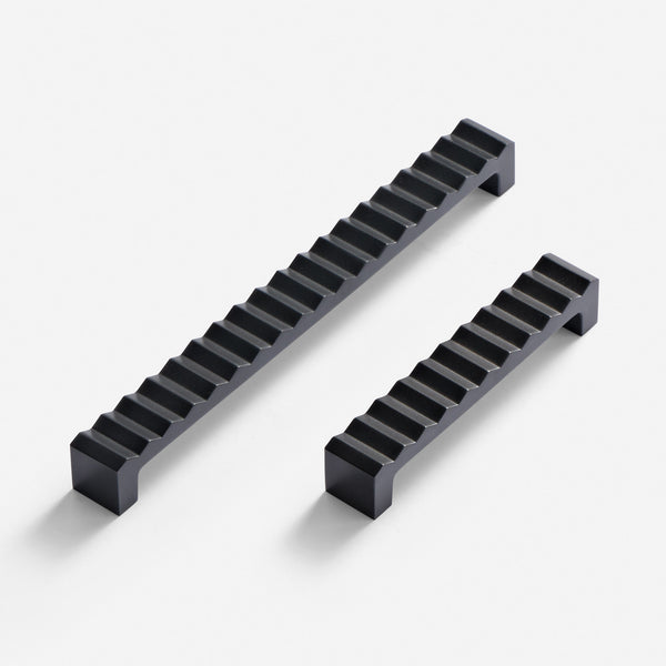 Vallon Cabinet Pull