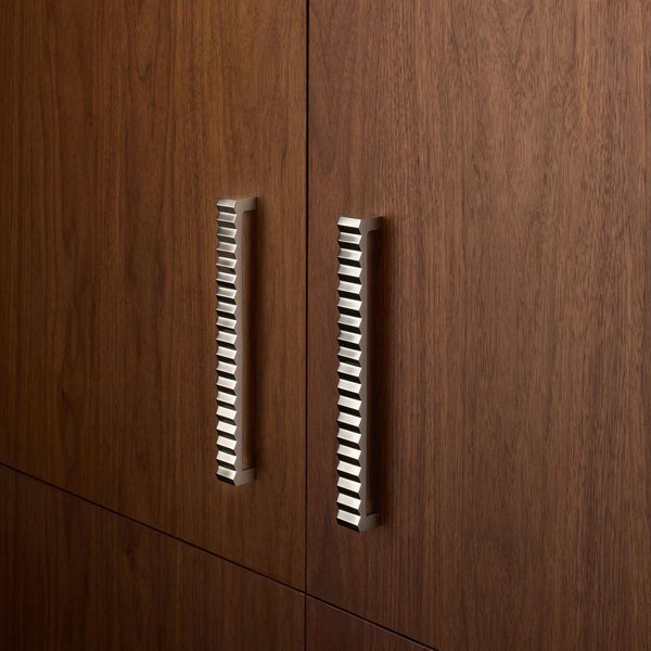 Vallon Cabinet Pull
