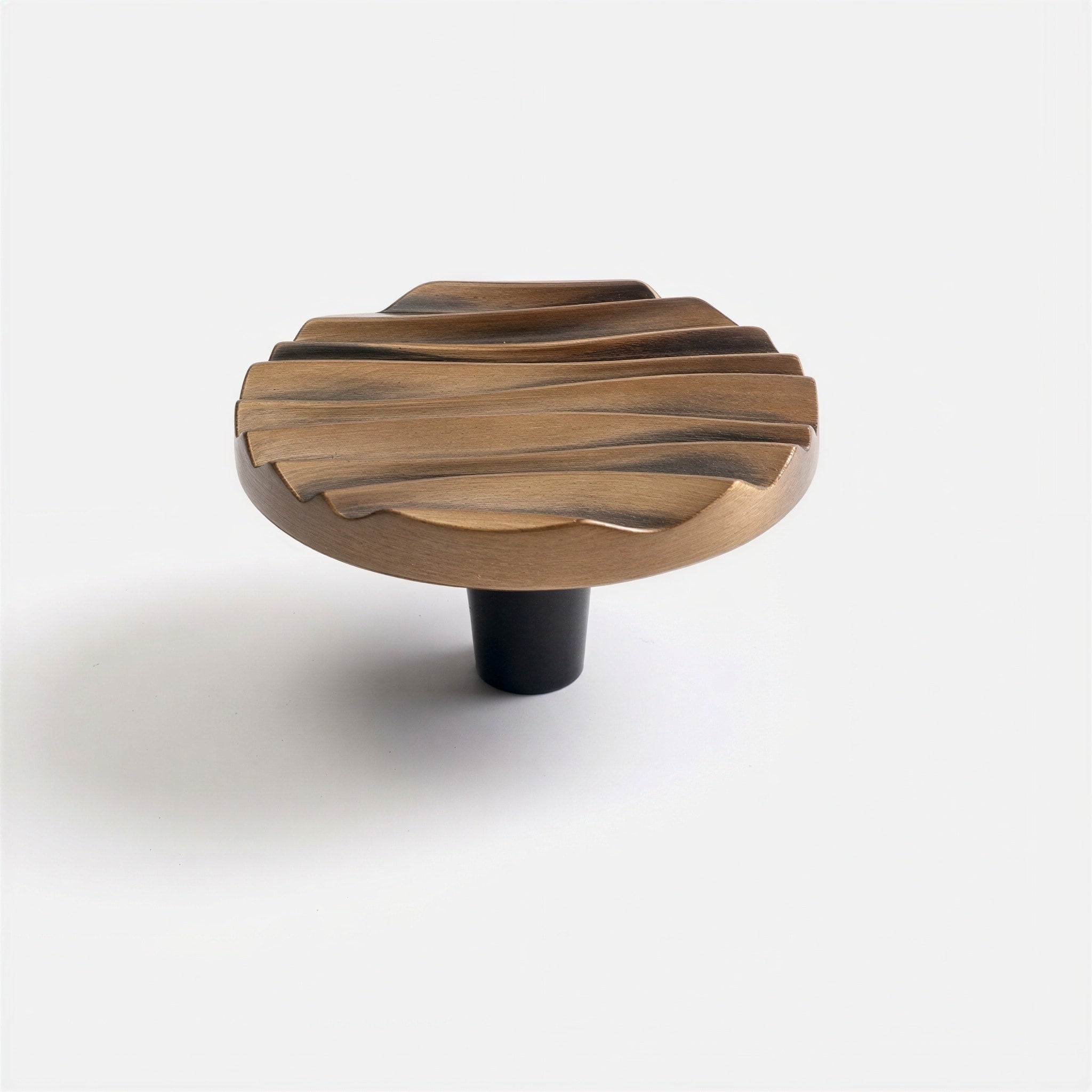 Wave Cabinet Knob