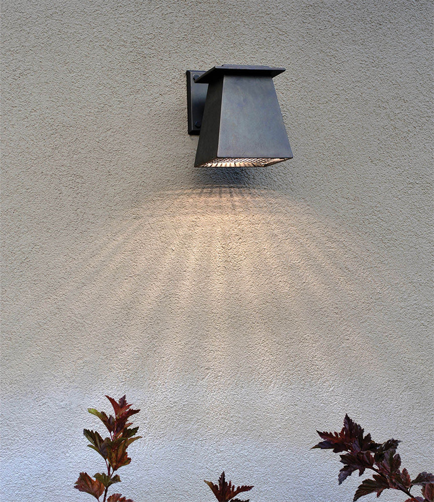 Lantern Sconce